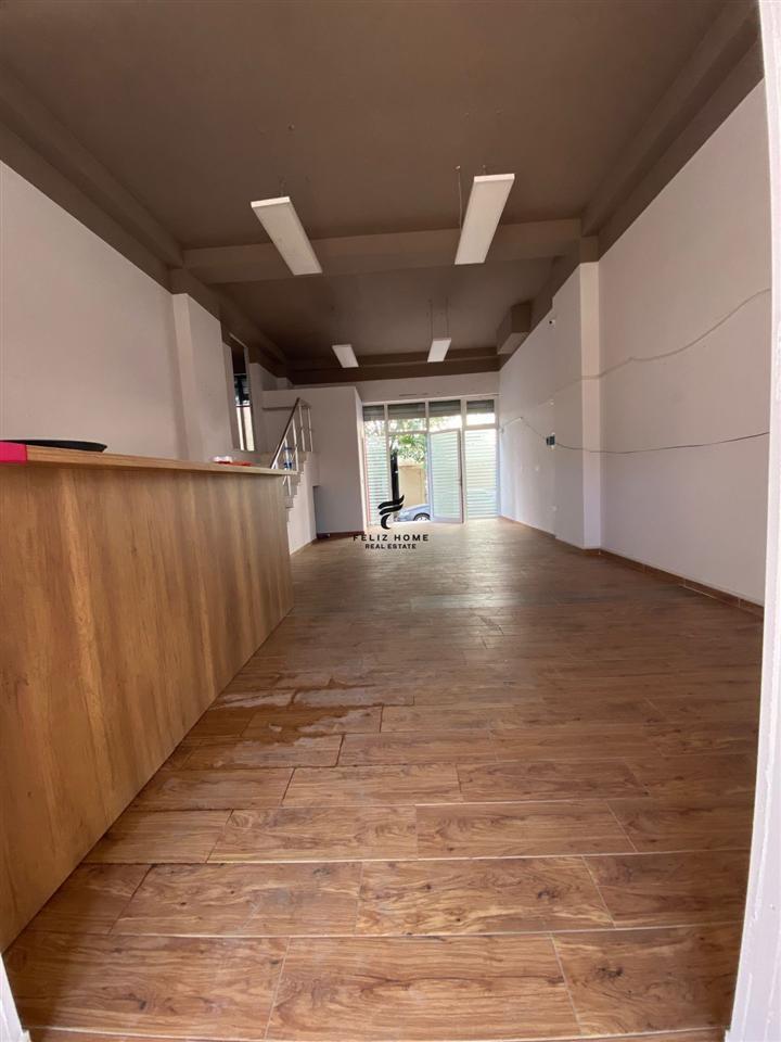 ZYRE ME QERA 120M2 21 DHJETORI 750 EURO