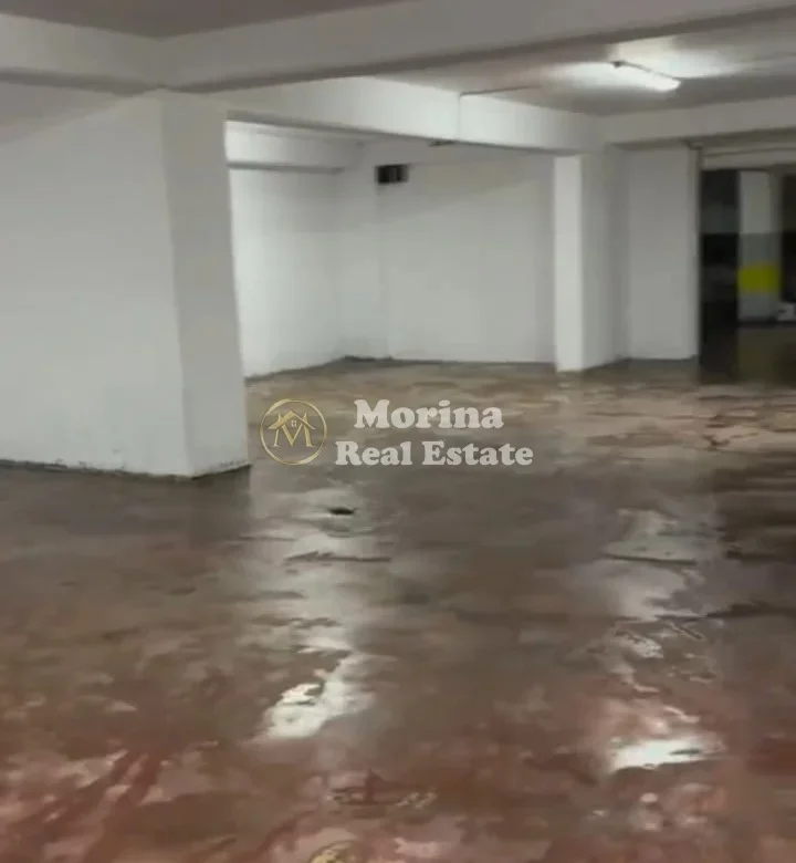 Tirane, garage in vendita | posteggio Parcheggio Piano -2, 200 m² 90.000 € (Astir)