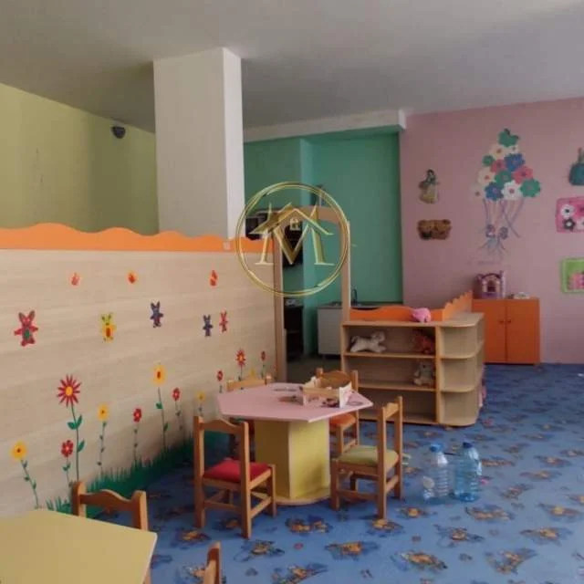 Tirana, Business Premises for Sale Ground Floor, 110 m² 150,000 Euros (Fresku)