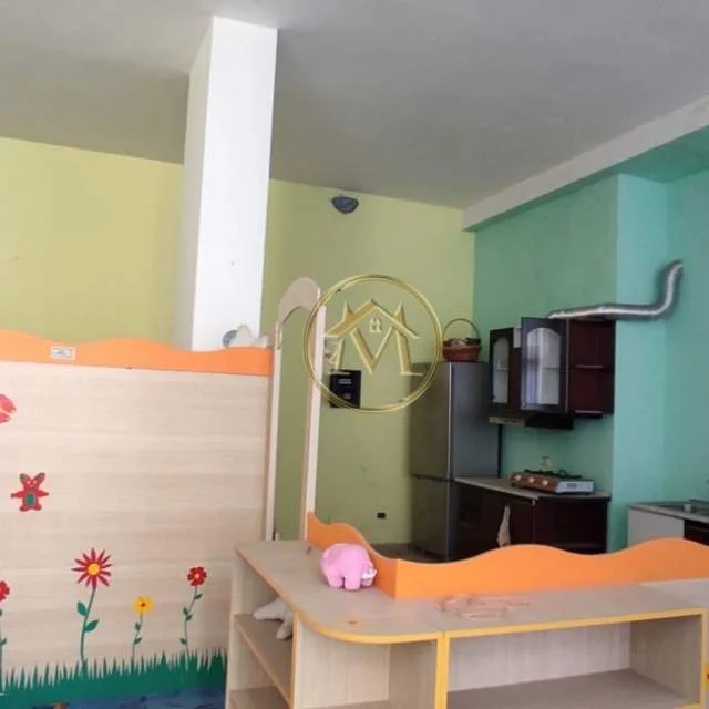 Tirana, Business Premises for Sale Ground Floor, 110 m² 150,000 Euros (Fresku)
