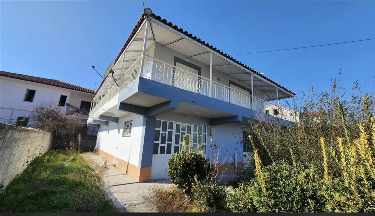 Villa su 2 piani