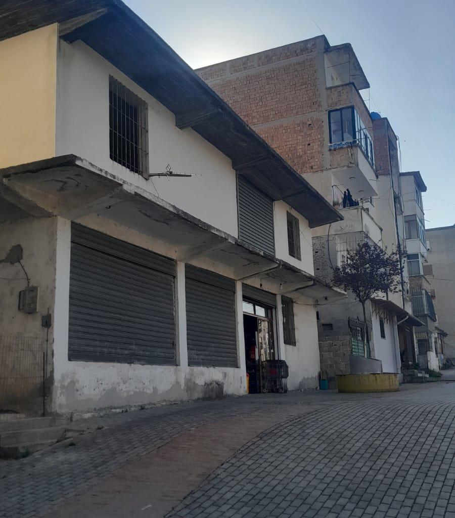 Two-Storey Ground Floor Shop 130 m