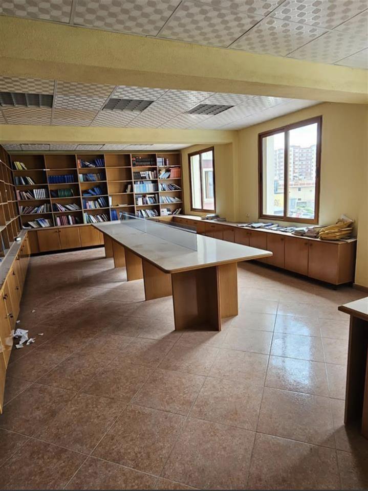 Bookshelf + Table