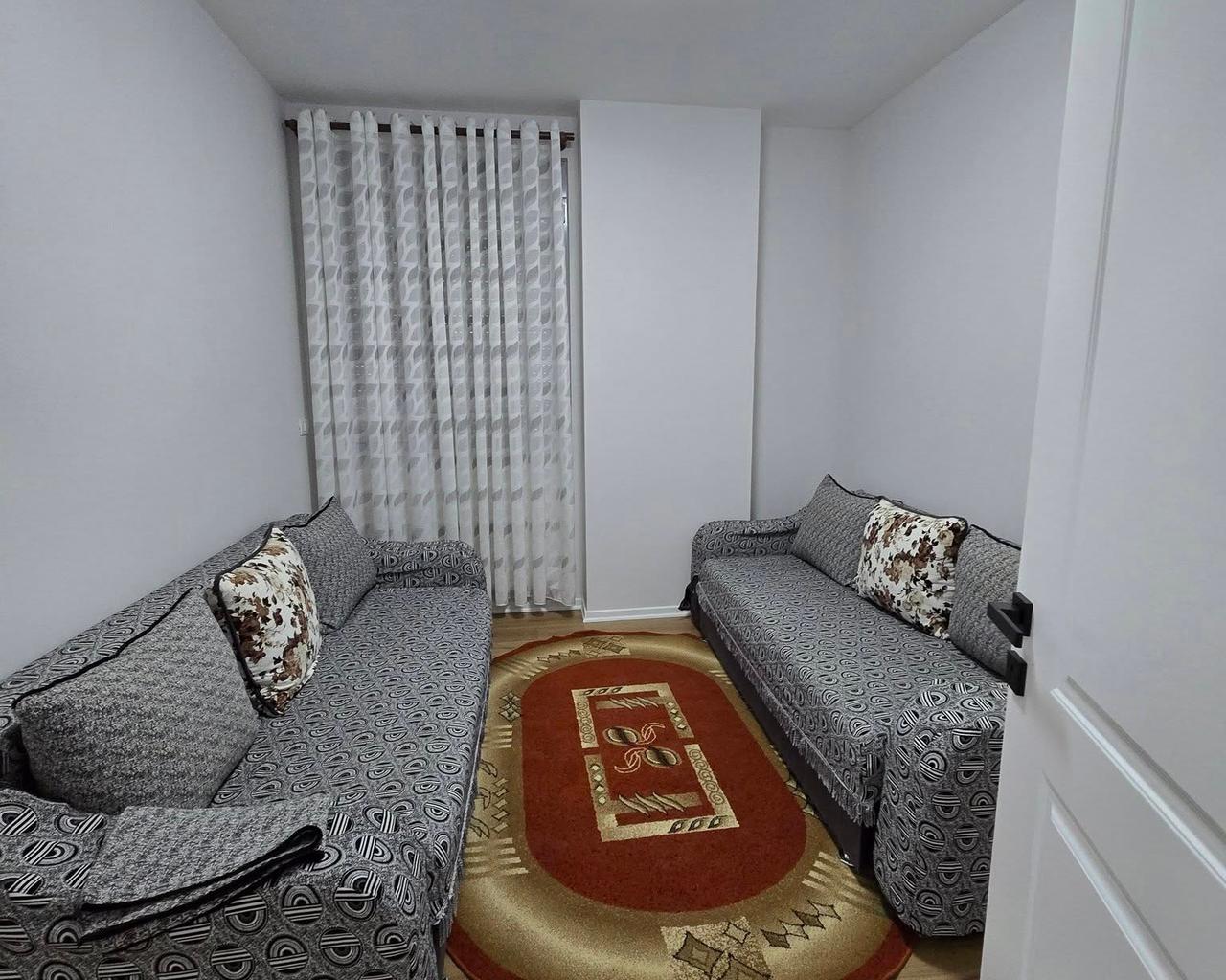 2+1 Apartment for Rent in Korçë – Ideal Opportunity!📍 TERMINALI