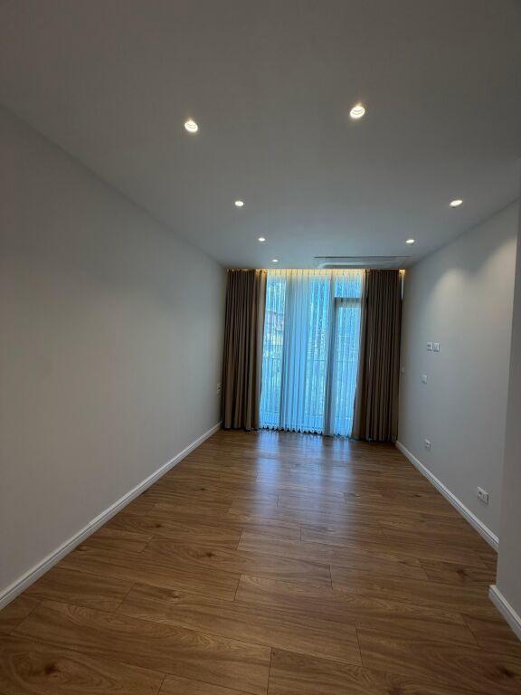 OFFICE SPACE FOR RENT AT LAKE VIEW REZIDENCE LIQENI