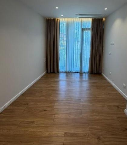 OFFICE SPACE FOR RENT AT LAKE VIEW REZIDENCE LIQENI