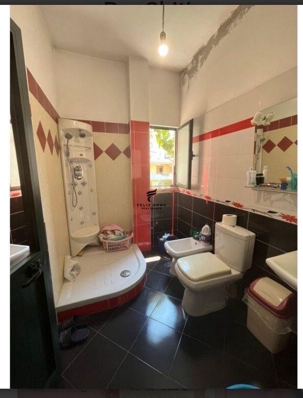 HOUSE FOR SALE 400 M2 5 ROOMS 350,000 EURO