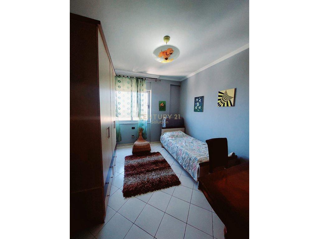 SHESIM APARTAMENT 2+1+2 NË ASTIR