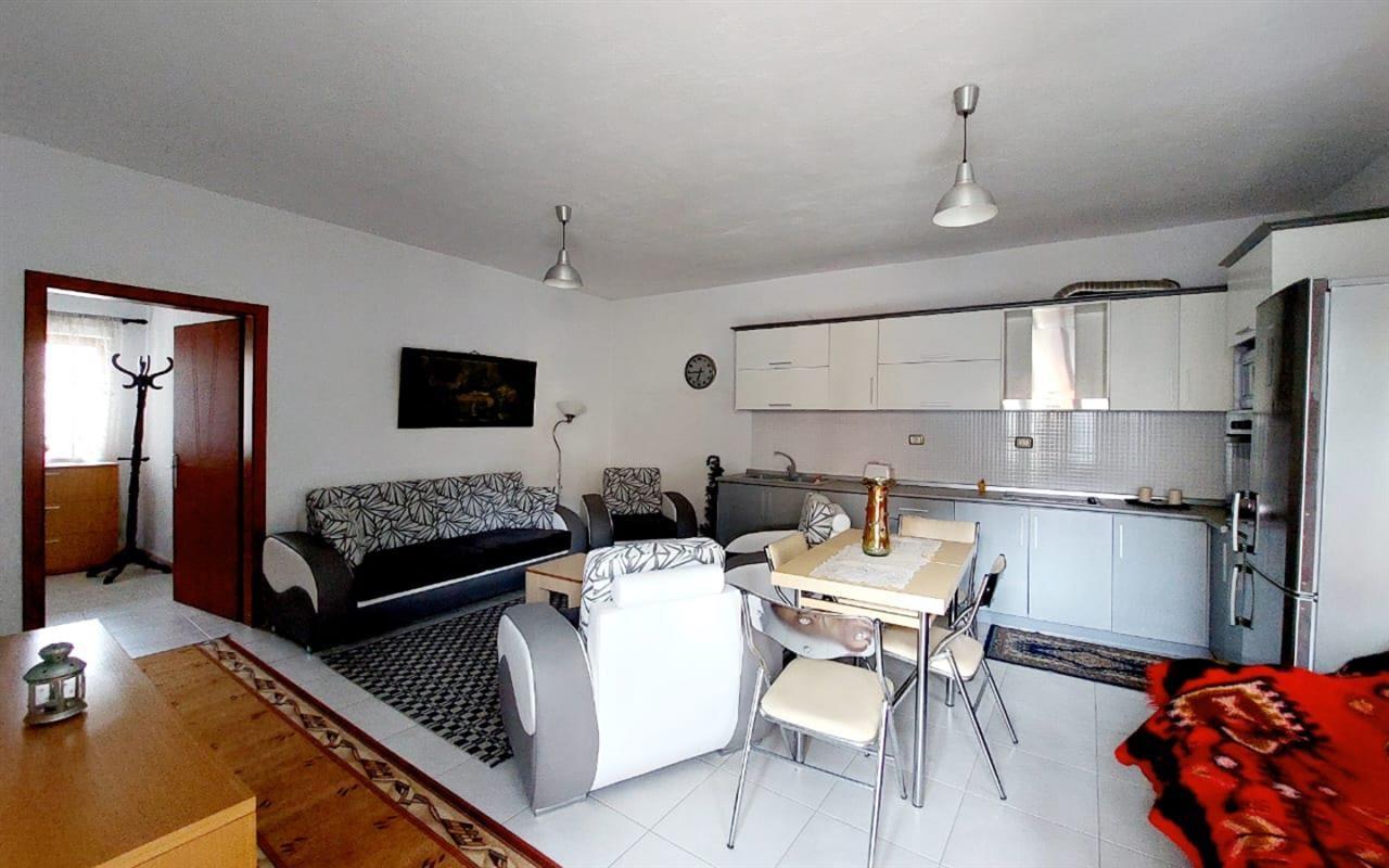 Vendesi villa, Korçë, Lagjia 12