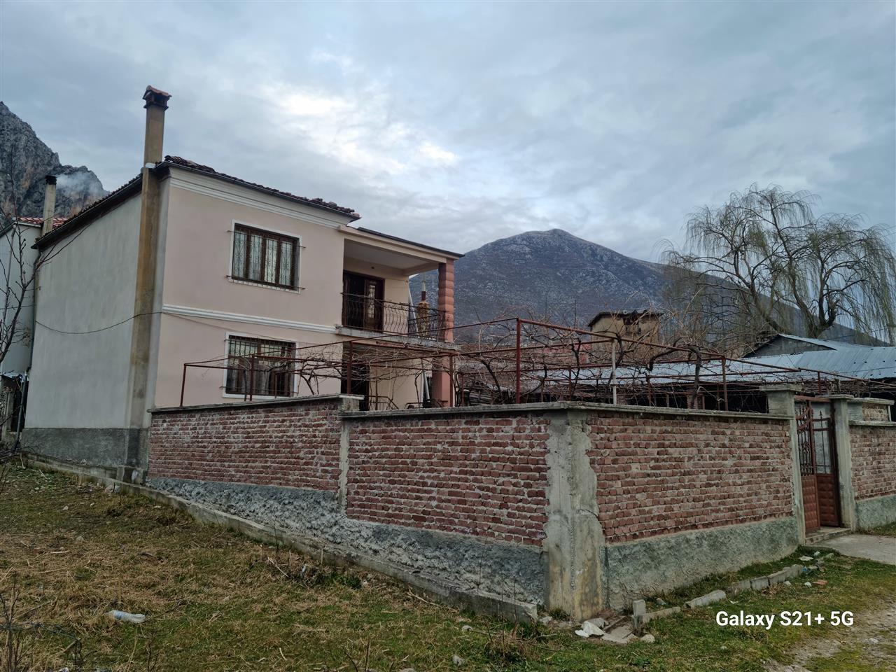 Opportunity in Zvezde Village