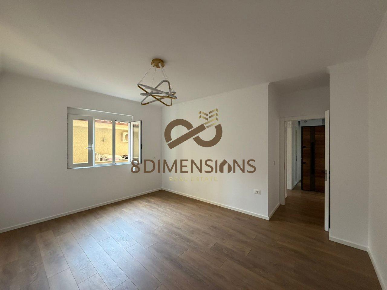 Shitet apartament 1+1 pranë Universitetit "Zoja e Këshillit
