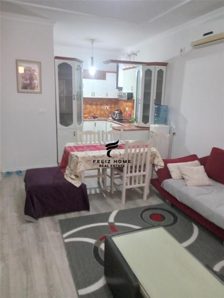 HOUSES FOR SALE 1-STOREY, COMBINE, 155,000 EURO