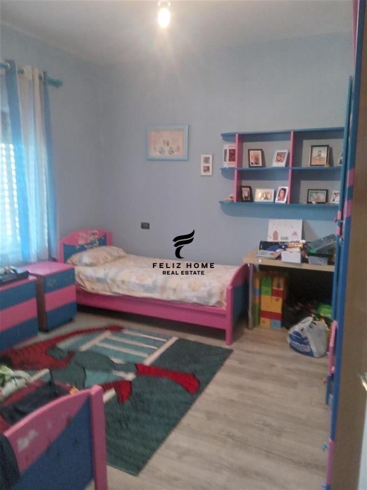 HOUSES FOR SALE 1-STOREY, COMBINE, 155,000 EURO