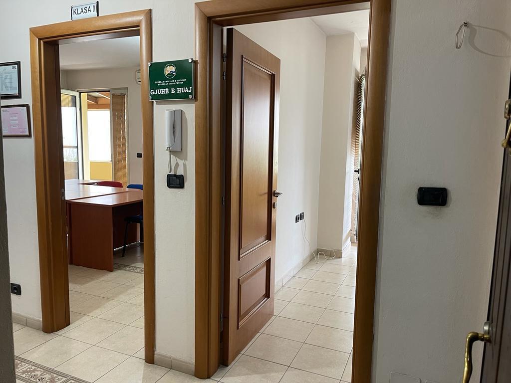 For Rent: Office 197 m² with 2 🚾📍DON BOSKO (Opposite the Church)