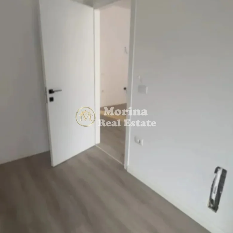 Tirane, vendesi appartamento 1+1 al secondo piano, 64 m², 105.000 € (Paskuqan)