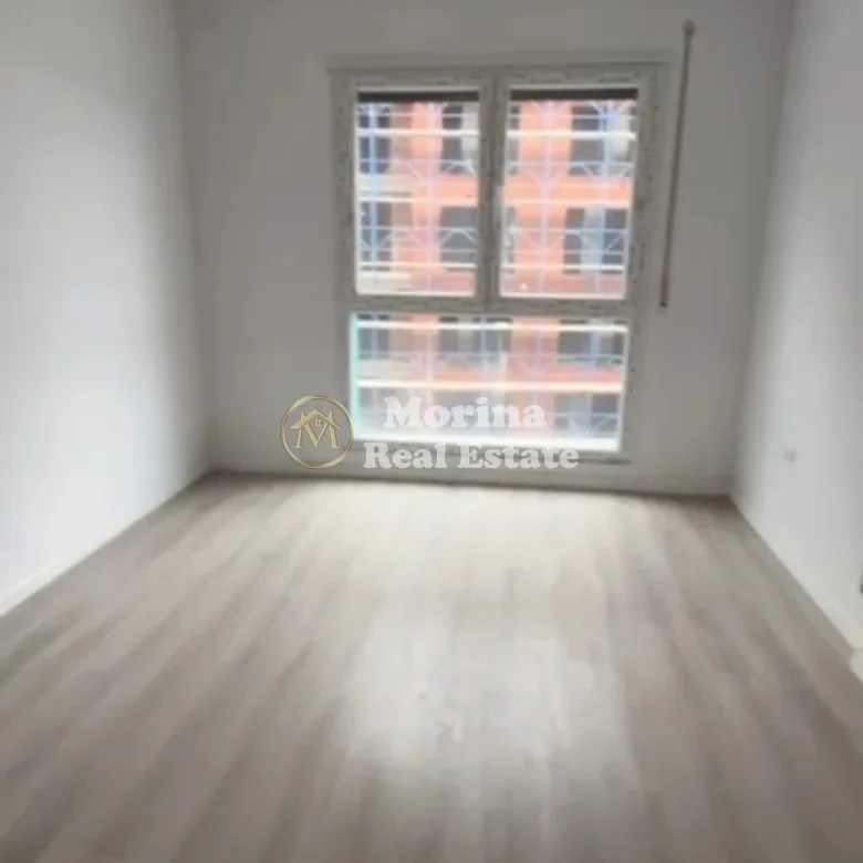 Tirane, vendesi appartamento 1+1 al secondo piano, 64 m², 105.000 € (Paskuqan)