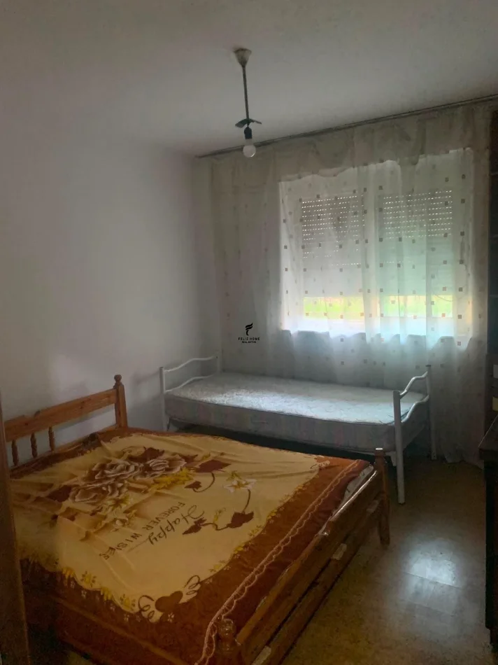 Tirana, affitto appartamento 1+1 Piano 1, 75 m² 400 € (VIA BARDHYL)