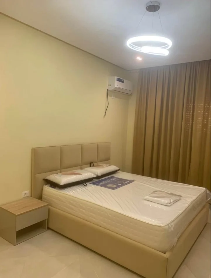 Tirana, affitto appartamento 1+1 Piano 1, 65 m² 450 € (Via Llazi Miho)