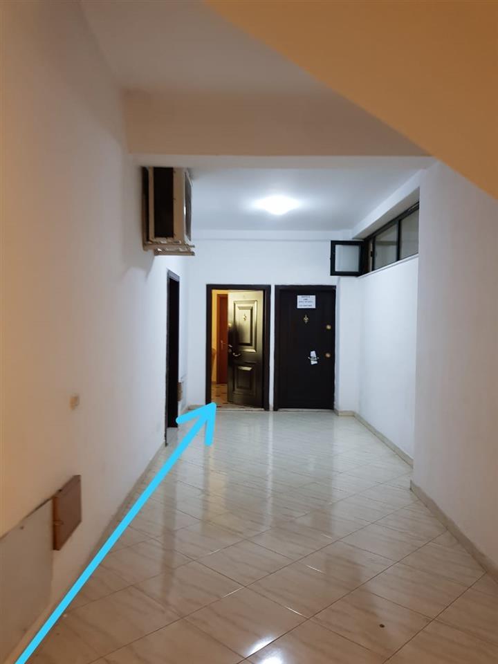 Jepet me qera ose shitet ambient për zyra
