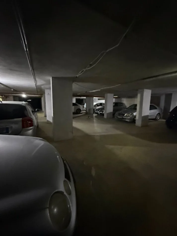 Tirane, Garage for Sale | Parking Spot Level -1, 1,300 m² 405,000 € (RRUGA 5 MAJI)