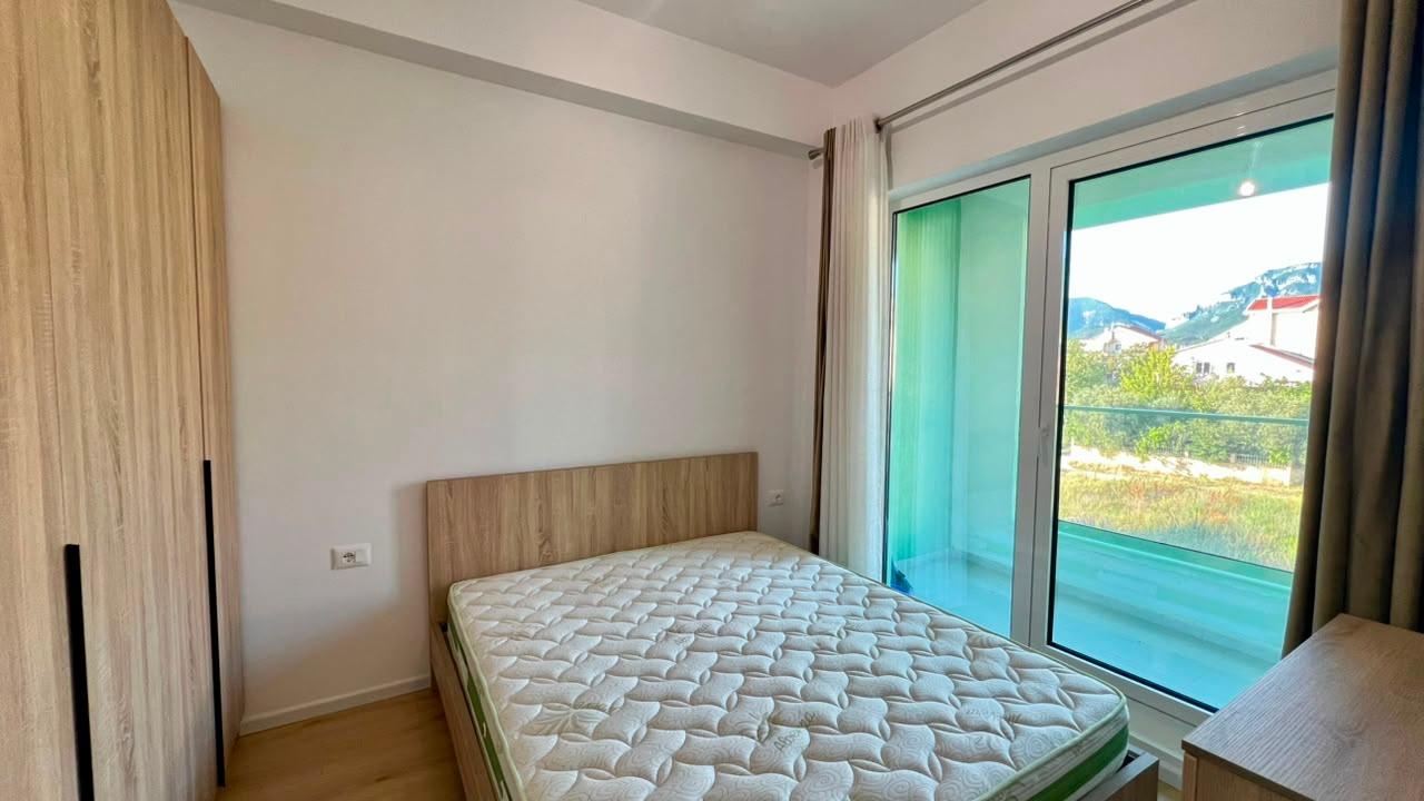 Me Qera: 1+1📍Ali Dem (Rezidenca Kadiu) 40,000 Leke/Muaj