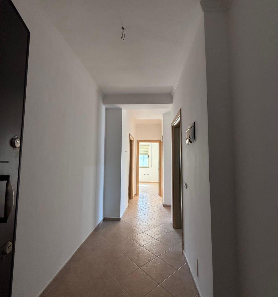 Apartament 2+1 ne shitje , Liqeni i Thate
