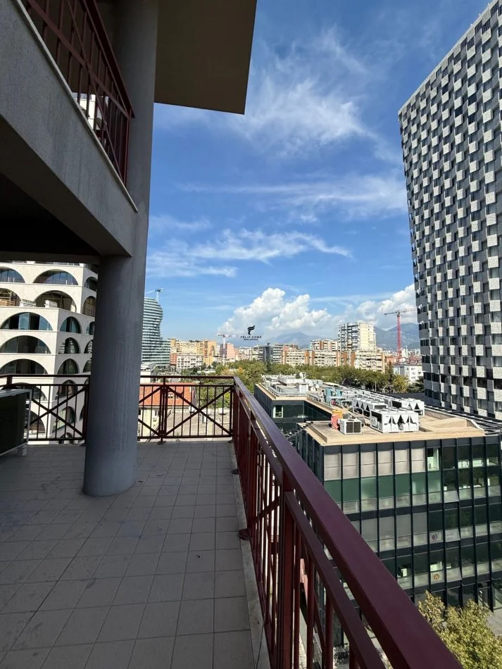 Tirana, Office for Rent on the 8th Floor, 140 m², €2,000 (CENTRAL)