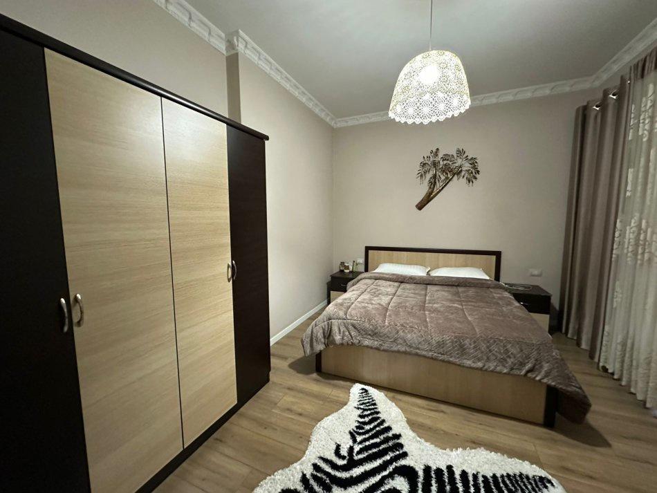 SHITET APPARTAMENTO 2+1 PIAZZA RI 320.000 EURO