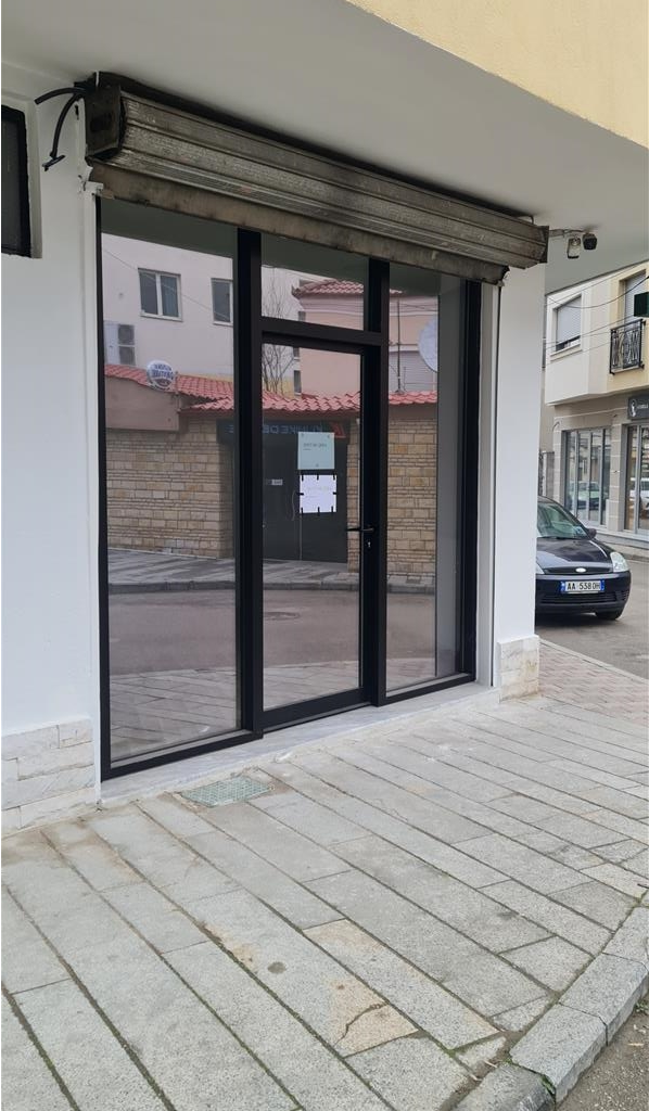 Commercial Unit for Rent: Office, Shop, Studio, etc.