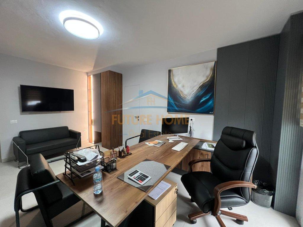 0695135860 Shitet, Apartament 3+1+Verande ,Selite.