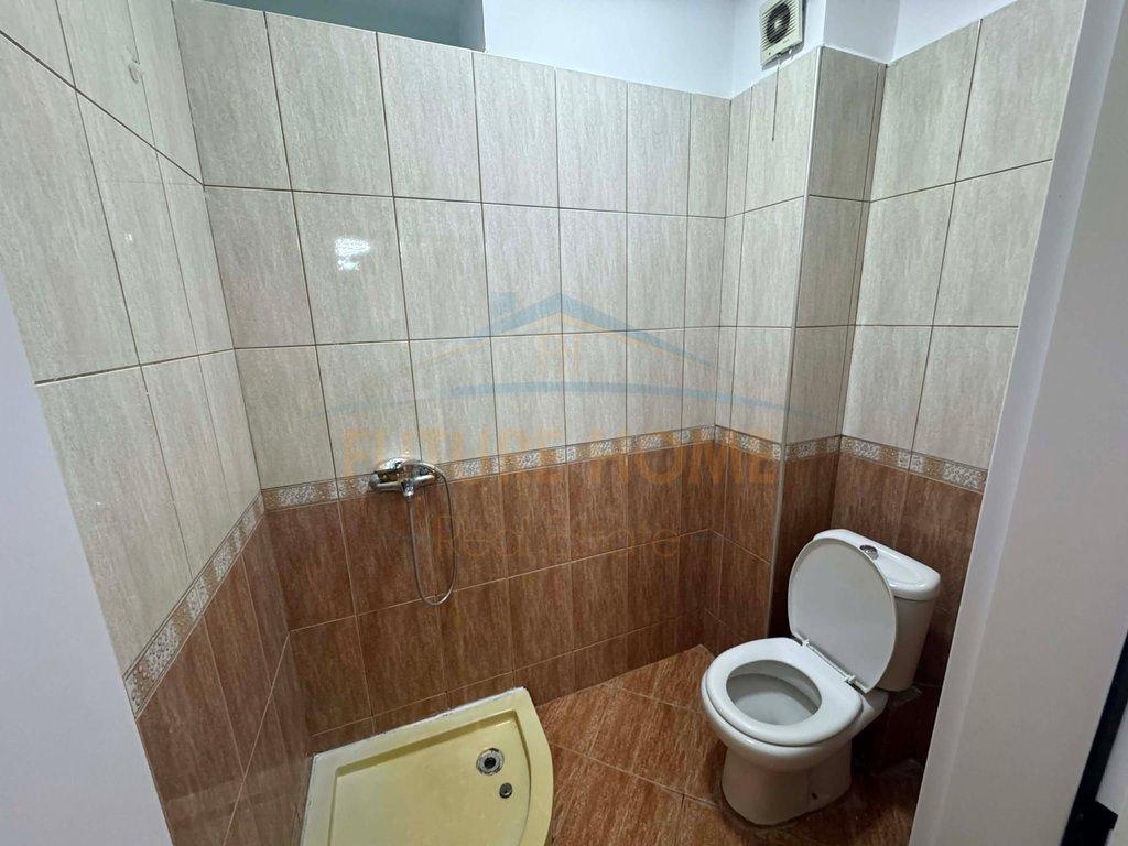 0695135860 Vendesi, Appartamento 2+1+2 Unaza e Re, Tirana