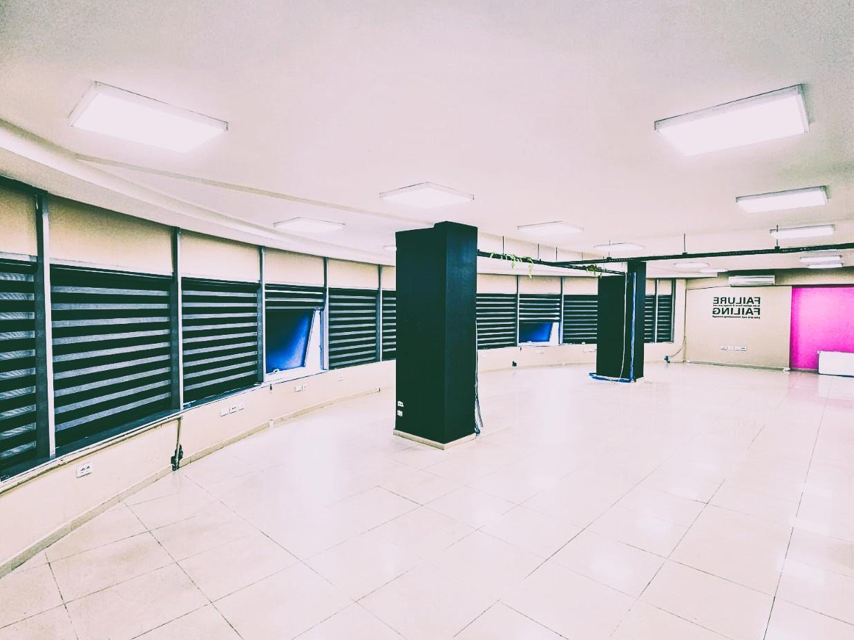 🏢 Ambient Komercial me Qira – 300 m² | Rruga e Dibrës, pran