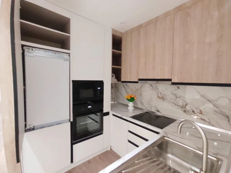 Tirane, affitto appartamento 2+1+Balcone Piano 2, 80 m² 750 € (LIQUIDO FREDDO)