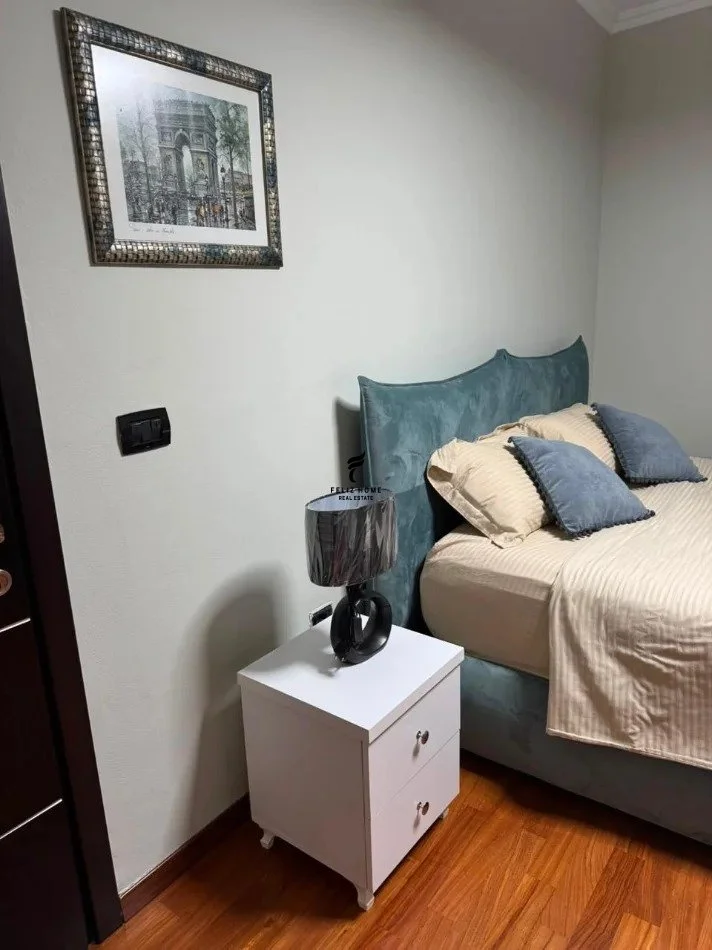 Tirane, jepet me qera 2+1 Kati 6, 96 m² 1.500 €