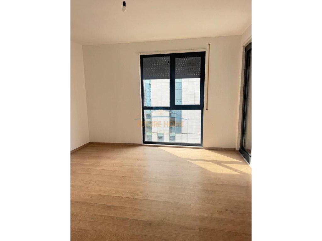 0695136472Qera, Apartament 2+1+2+Post Parkimi , Akses Tirana