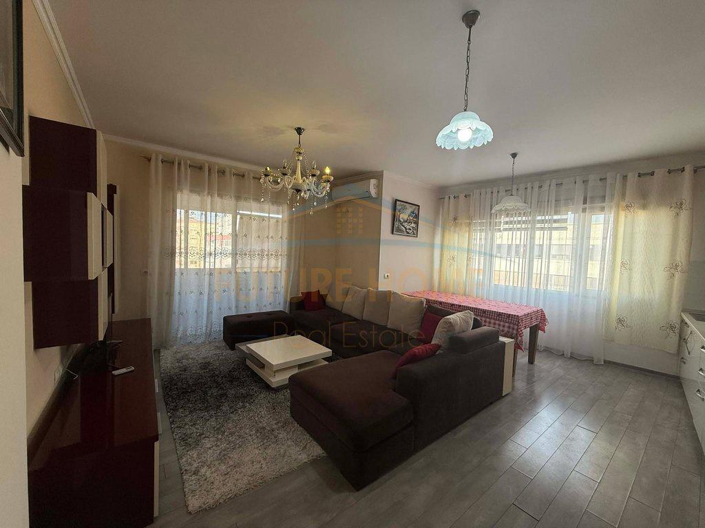 0697863654 Qera, Apartament 2+1, Unaza e Re.