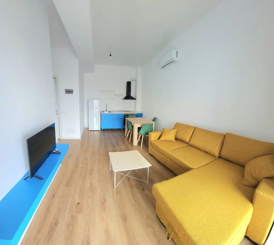 Tirane, shitet apartament 1+1+Ballkon Kati 2, 59 m² 110.000 € (ALI DEMI)