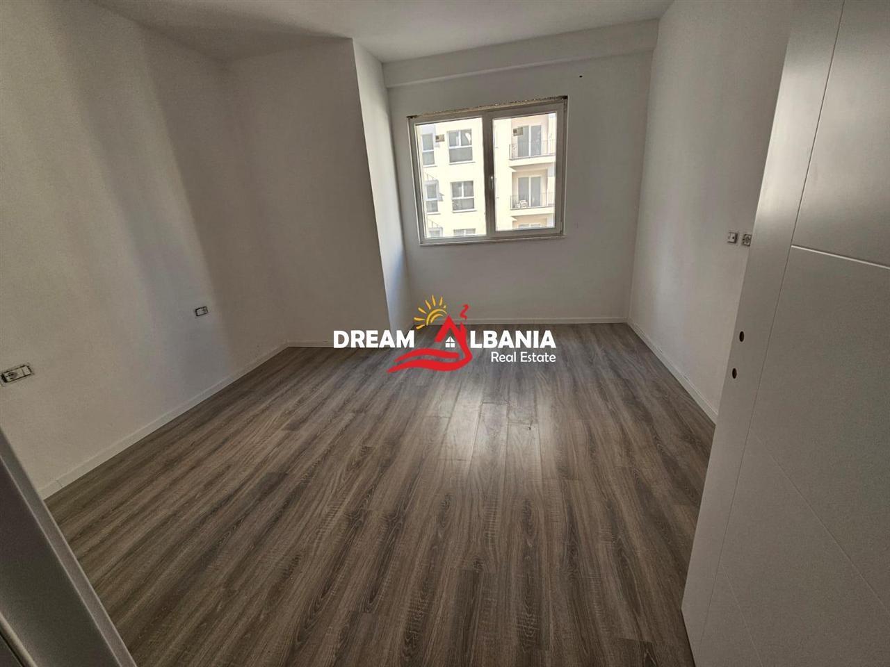 Shitet apartament 2+1 tek kompleksi E88 Construction