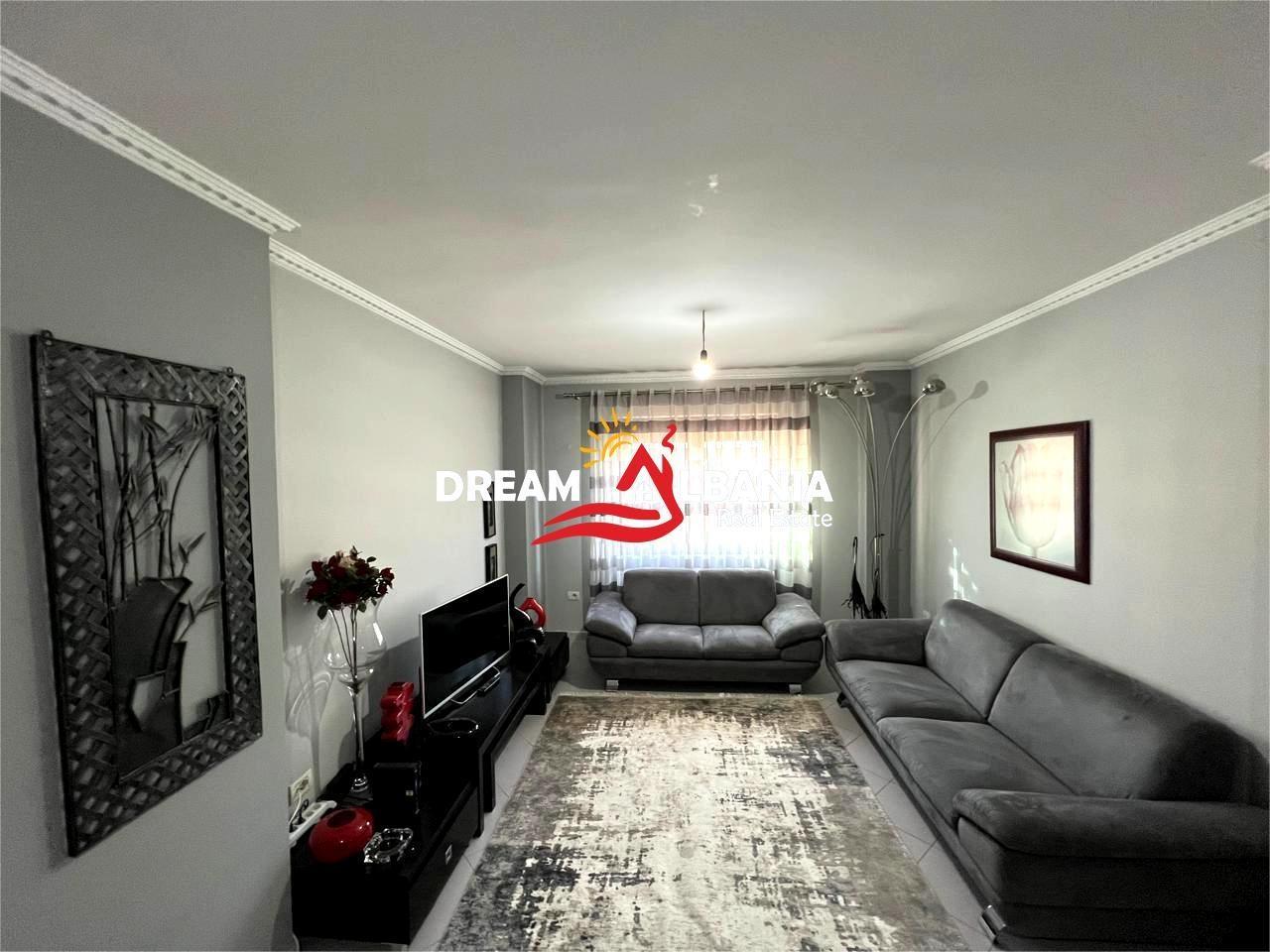 Apartament 2+1 me qera ne Bulevardin Zogu I (ID 42215076)