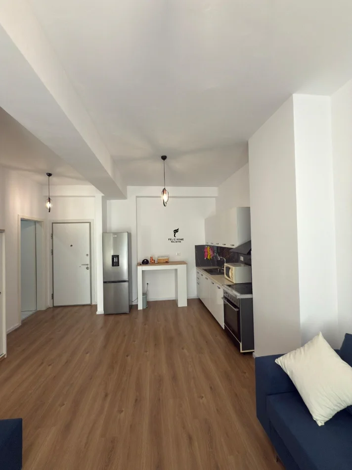 Tirane, vendesi appartamento 1+1 Piano 5, 60 m² 110.000 € (ALI DEMI)