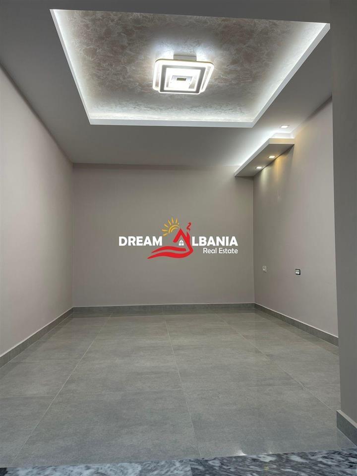 Negozio in vendita in Ali Dem (ID 4171459)