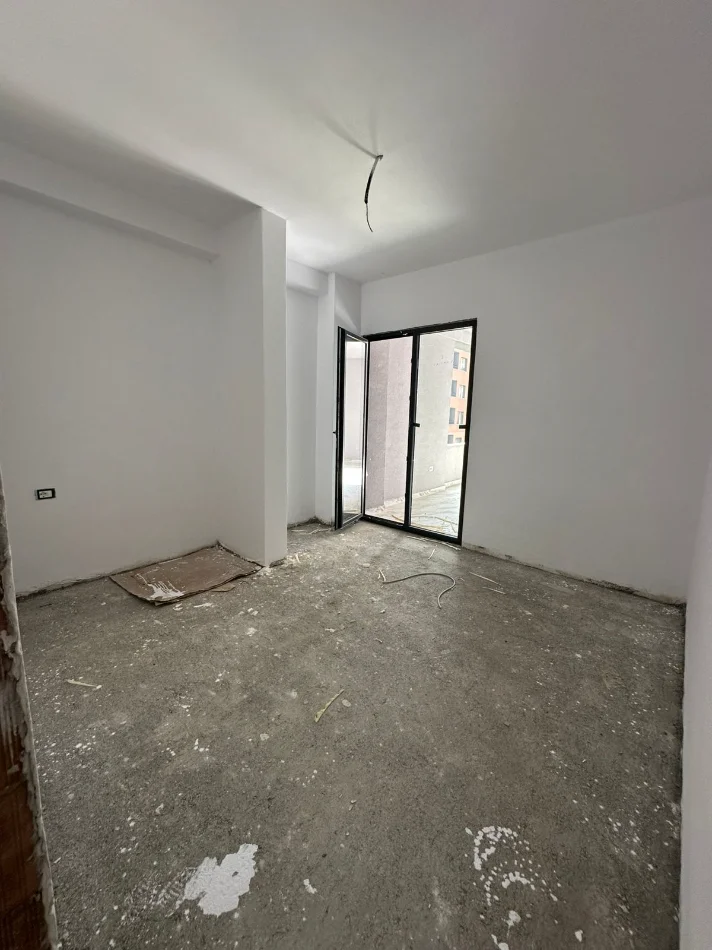 SHITET APARTAMENT 2+1+2 PRANE XIBRAKUT 219.000 €