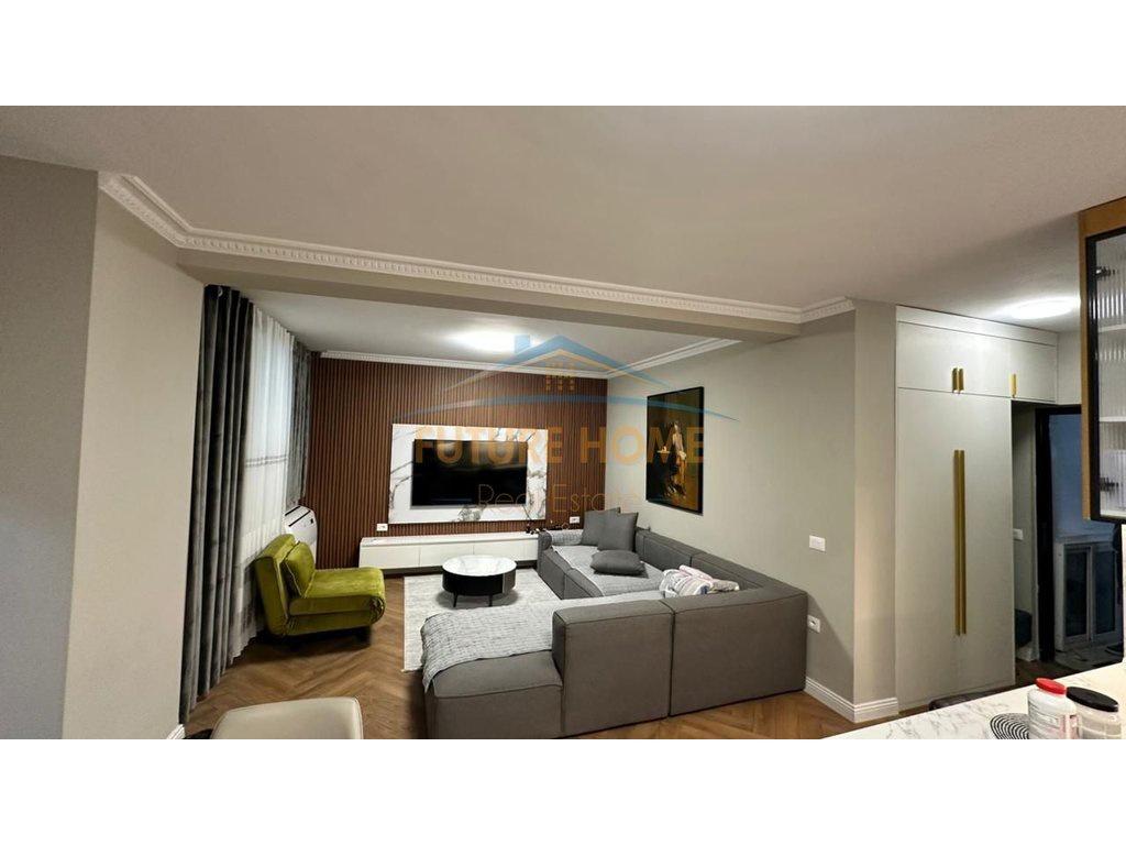 Appartamento 2+1, Via Elbasanit, Tirana