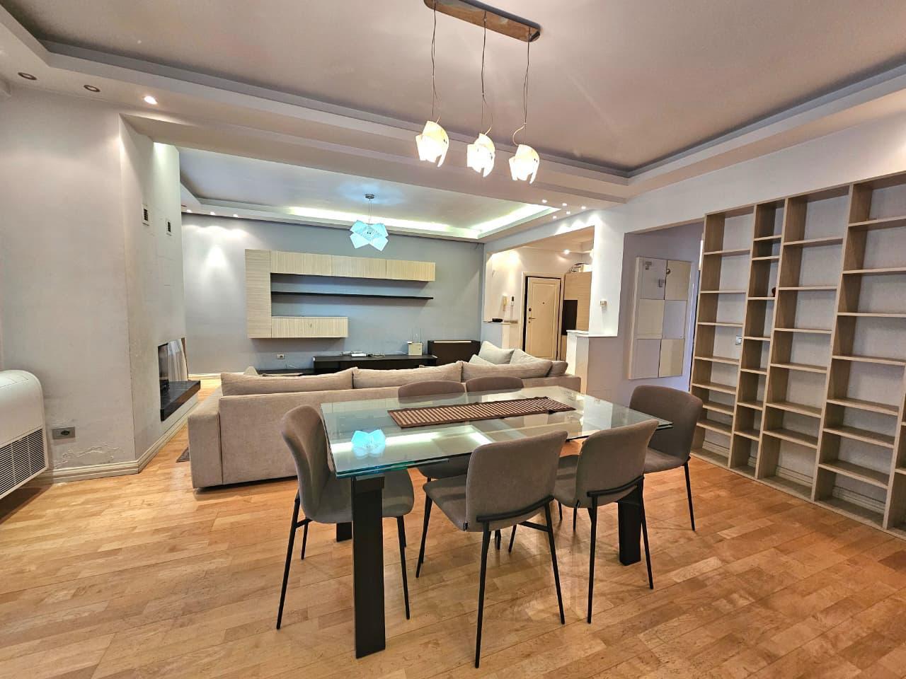 Apartament 2+1+2 ne shitje , Him kolli