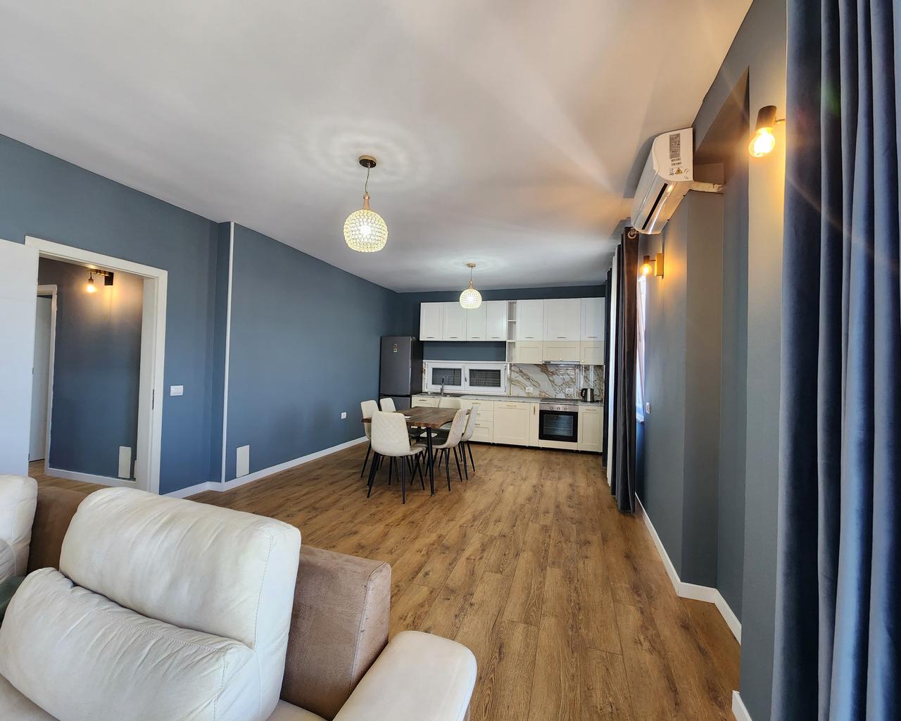 Apartament 2+1+2 me qera , Kopshti Botanik