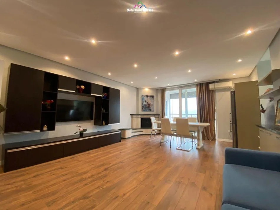 Tirane, affitto appartamento 2+1 Piano 13, 122 m² 1260 € (esposizione circa)