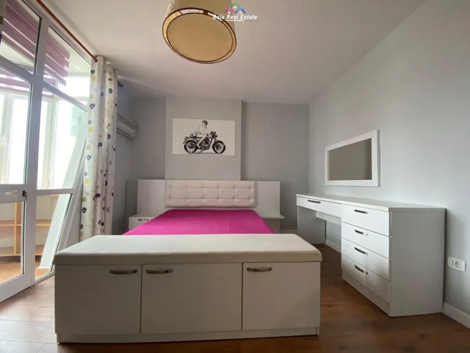 Tirane, affitto appartamento 2+1 Piano 13, 122 m² 1260 € (esposizione circa)