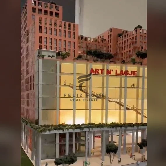 Tirane, vendesi appartamento 2+1 Piano 7, 114 m² 205.560 € (XHAMLLIKU)