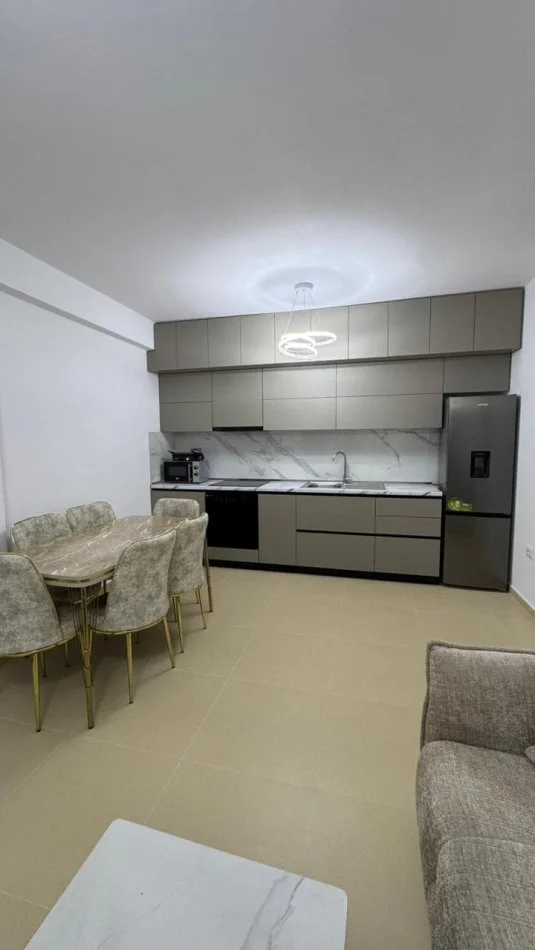 Tirana, 2+1 Apartment for Rent, 6th Floor, 106 m², €830 (Ndre Mjeda Street)