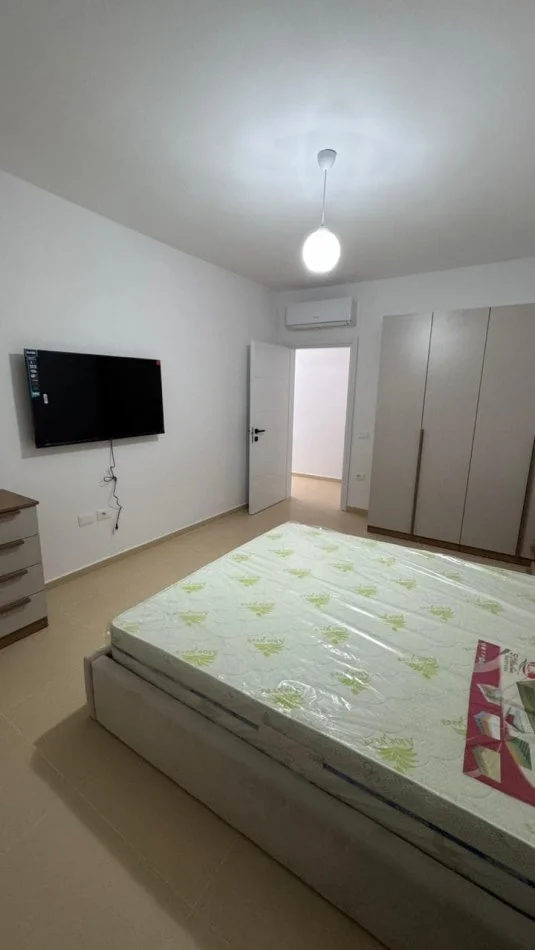 Tirana, 2+1 Apartment for Rent, 6th Floor, 106 m², €830 (Ndre Mjeda Street)